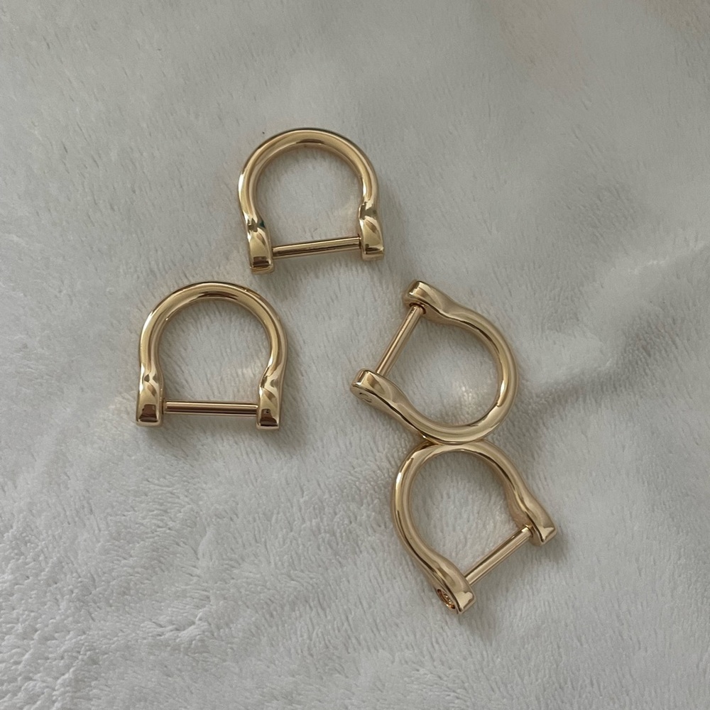 D-rings for DIY purse